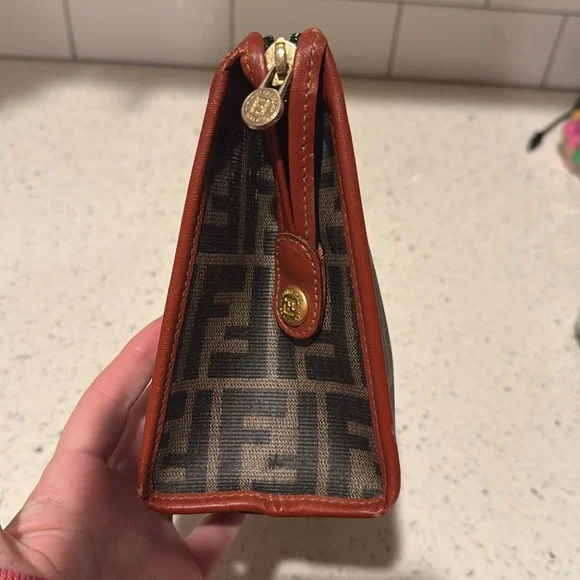 Vintage Fendi Zucca leather and canvas Monogram Brown and Black makeup case - Picture 2 of 9